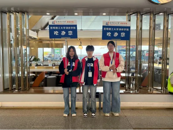 173a773e51e5bc63f8ef619861c1eb82